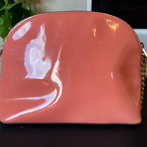 Michael Kors Peach Patent Emmy Set - Picture 2 of 5